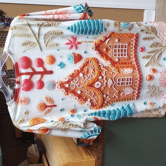 Christmas Gingerbread T-shirt - Picture 4 of 5